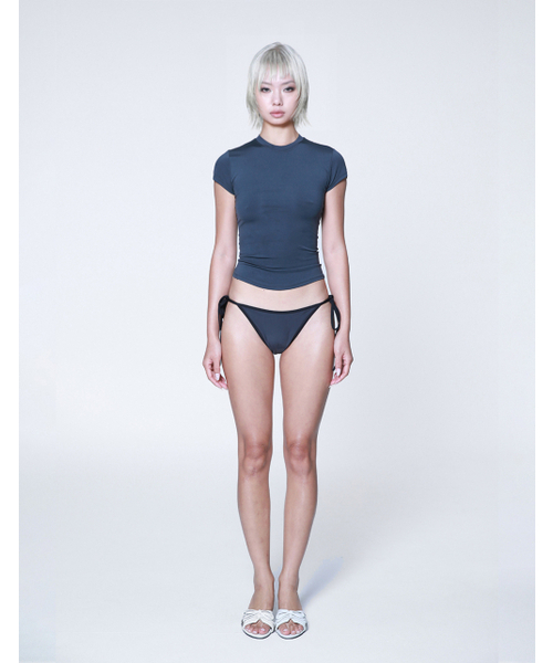 AMUN(アムン)の「Royal Tea - Dark Gray(Tシャツ/カットソー・レディース・その他・FREE)」の1枚目の写真