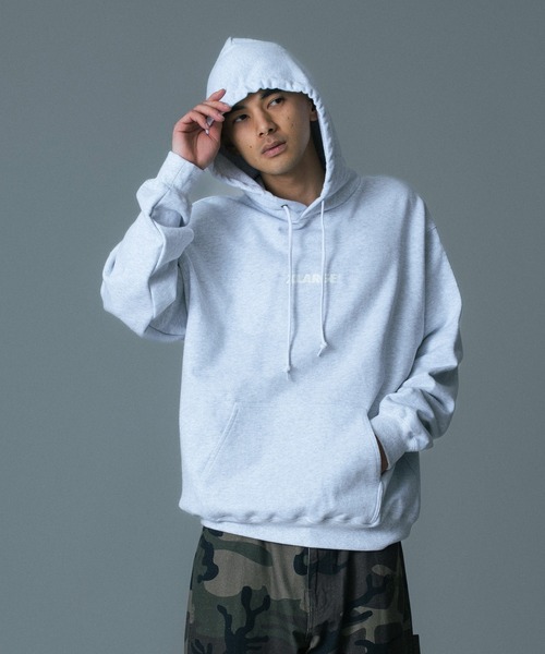 XLARGE(エクストララージ)の「ROOM HOODED SWEATSHIRT(パーカー・メンズ・アッシュ/ブラック・S/M/L/XL)」の16枚目の写真