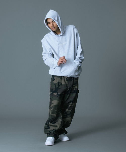 XLARGE(エクストララージ)の「ROOM HOODED SWEATSHIRT(パーカー・メンズ・アッシュ/ブラック・S/M/L/XL)」の13枚目の写真