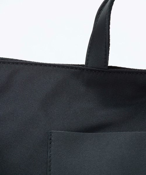 Breath TOPKAPI(ブレストプカピ)の「【Breath TOPKAPI sis】【WEB限定】ナイロン レザーポケット ミニ トートバッグ ショルダー付き 軽量 / CALM カーム(トートバッグ・レディース・カーキ/グレー/ブラック/ベージュ・FREE)」の8枚目の写真