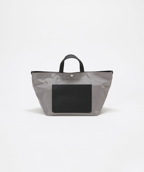Breath TOPKAPI(ブレストプカピ)の「【Breath TOPKAPI sis】【WEB限定】ナイロン レザーポケット ミニ トートバッグ ショルダー付き 軽量 / CALM カーム(トートバッグ・レディース・カーキ/グレー/ブラック/ベージュ・FREE)」の22枚目の写真
