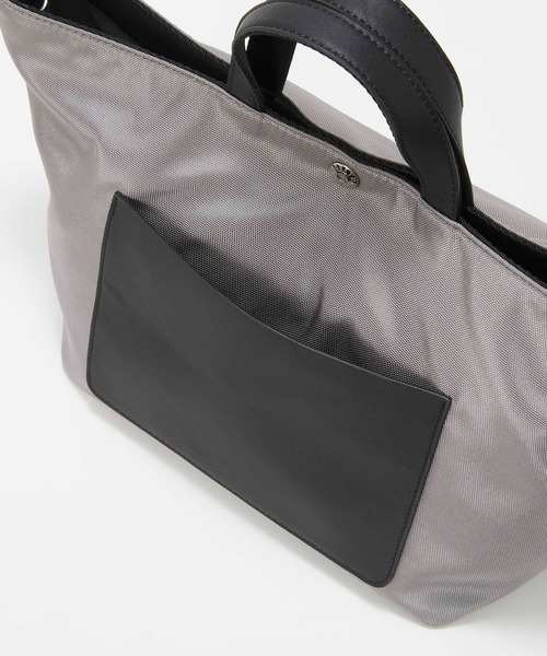Breath TOPKAPI(ブレストプカピ)の「【Breath TOPKAPI sis】【WEB限定】ナイロン レザーポケット ミニ トートバッグ ショルダー付き 軽量 / CALM カーム(トートバッグ・レディース・カーキ/グレー/ブラック/ベージュ・FREE)」の18枚目の写真