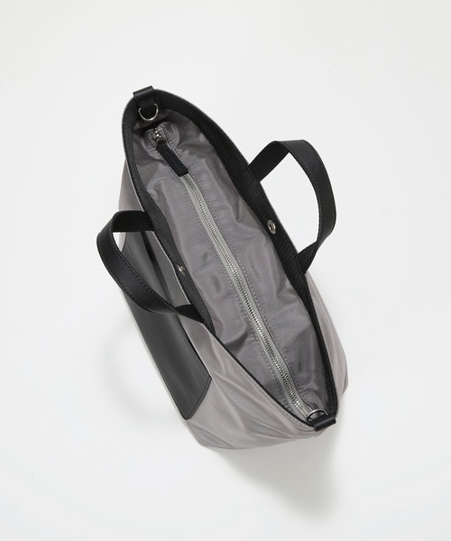 Breath TOPKAPI(ブレストプカピ)の「【Breath TOPKAPI sis】【WEB限定】ナイロン レザーポケット ミニ トートバッグ ショルダー付き 軽量 / CALM カーム(トートバッグ・レディース・カーキ/グレー/ブラック/ベージュ・FREE)」の15枚目の写真