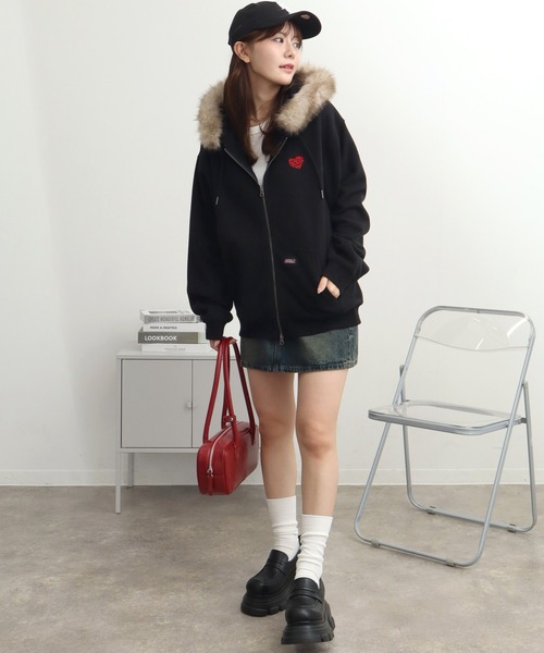 Dickies（ディッキーズ）の「【GENUINE DICKIES/ジェニュインディッキーズ】裏起毛 ファー付きダブルジップパーカー（パーカー・レディース・ベージュ/スミクロ/ブラック・M/L/XL）」の9枚目の写真