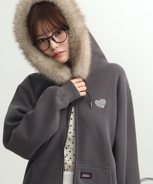 Dickies（ディッキーズ）の「【GENUINE DICKIES/ジェニュインディッキーズ】裏起毛 ファー付きダブルジップパーカー（パーカー・レディース・ベージュ/スミクロ/ブラック・M/L/XL）」の13枚目の写真