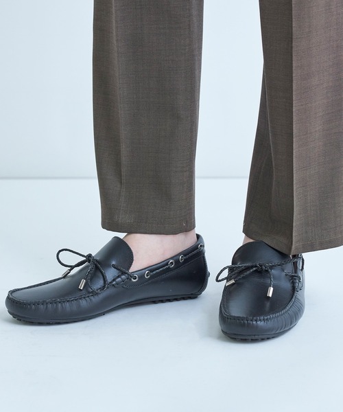 MEN'S BIGI（メンズビギ）の「レザードライビングシューズ（モカシン/デッキシューズ・メンズ・ブラック/ブラウン・01/02/03）」の2枚目の写真