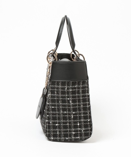 Andemiu（アンデミュウ）の「チャームつきツイードスクエアバッグ641604（トートバッグ・レディース・ブラック/アイボリー・FREE）」の9枚目の写真