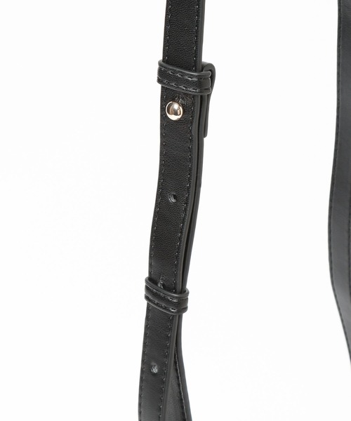 Andemiu（アンデミュウ）の「チャームつきツイードスクエアバッグ641604（トートバッグ・レディース・ブラック/アイボリー・FREE）」の15枚目の写真