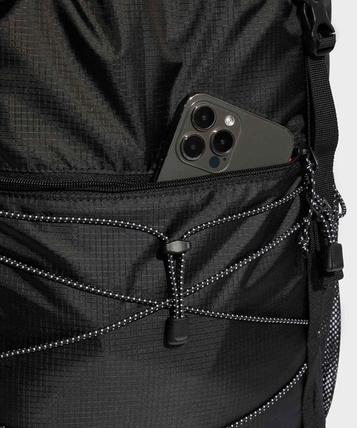 adidas(アディダス)の「テレックス マルチ クライマクール バックパック 30L / アディダス adidas(バックパック/リュック・メンズ・ブラック・FREE)」の5枚目の写真