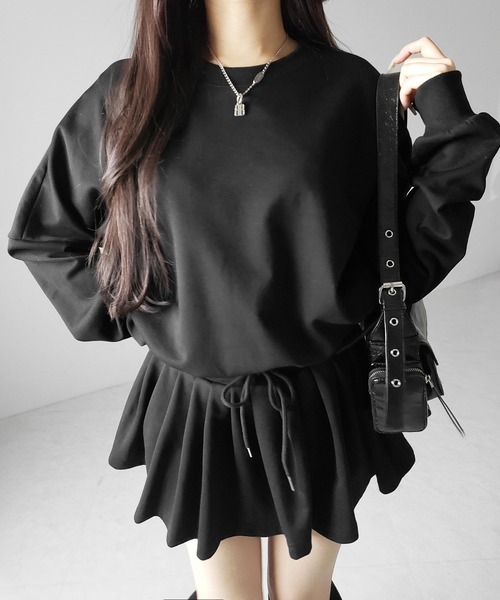 me+em select(ミームセレクト)の「【 2color 】オーバースウェットフレアミニワンピース / over sweat flare mini onepiece(ワンピース・レディース・グレー/ブラック・FREE)」の2枚目の写真