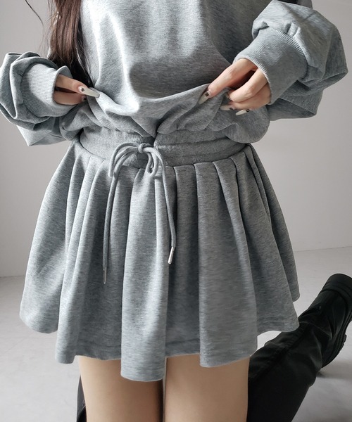 me+em select(ミームセレクト)の「【 2color 】オーバースウェットフレアミニワンピース / over sweat flare mini onepiece(ワンピース・レディース・グレー/ブラック・FREE)」の6枚目の写真