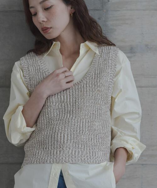 URBAN RESEARCH Sonny Label（アーバンリサーチサニーレーベル）の「メランジテープヤーンUネックニットベスト（ベスト・レディース・グレー系その他/ベージュ系その他・FREE）」の6枚目の写真