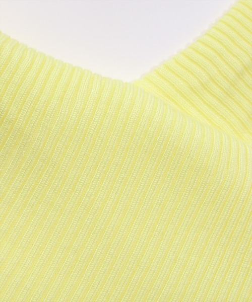 clear（クリア）の「2wayフロントクロスリブニットトップス[カジュアル 着回し抜群 大人]（ニット/セーター・レディース・グレー/イエロー/アイボリー/ブラック・F）」の15枚目の写真