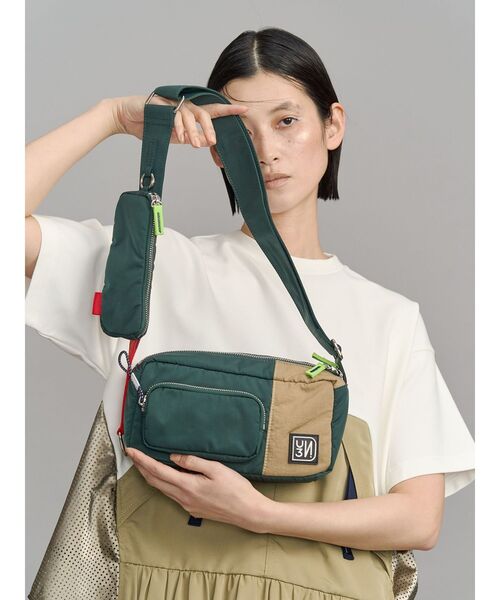 UN3D.（アンスリード）の「BLOCKING BODY BAG / ブロッキングボディーバッグ（ボディバッグ/ウエストポーチ・レディース・ブラック/その他1・FREE）」の16枚目の写真