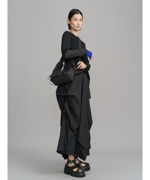 UN3D.（アンスリード）の「BLOCKING BODY BAG / ブロッキングボディーバッグ（ボディバッグ/ウエストポーチ・レディース・ブラック/その他1・FREE）」の4枚目の写真