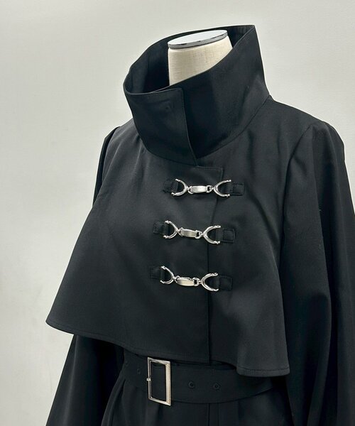 Mavie..7（メヴィセットゥ）の「【Mavie..7】【3サイズ展開】スタンドネックロングフレアコート（その他アウター・レディース・ブラック・SMALL/MEDIUM/X-SMALL）」の17枚目の写真