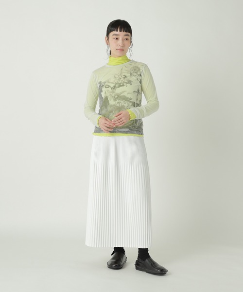 ZUCCa（ズッカ）の「SHEER WILD FLOWER / カットソー / P（Tシャツ/カットソー・レディース・ブラック/ライトグレー/ライトブルー・M size）」の7枚目の写真