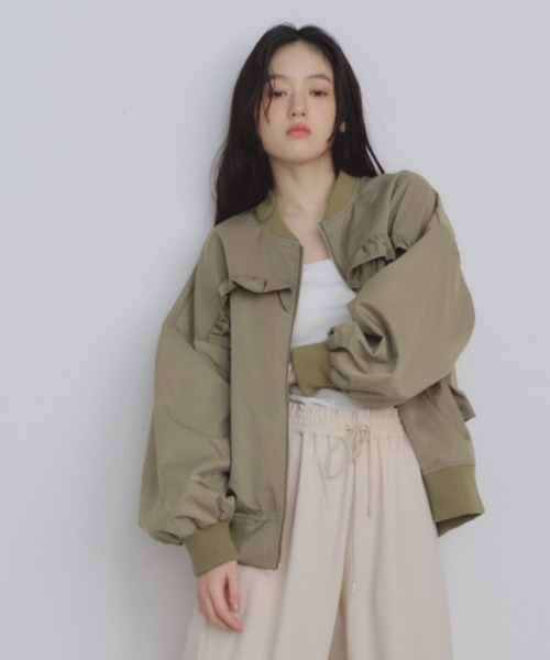 P.V.T(ピーブイティー)の「フリルブルゾン(ブルゾン・レディース・ブラック/カーキ・M)」の17枚目の写真