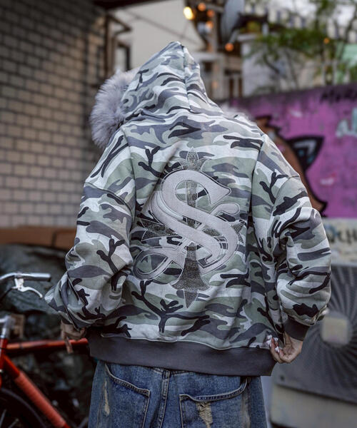 SUPPLIER(サプライヤー)の「SUPPLIER/サプライヤー/【LHP EXCLUSIVE】FAUX FUR CROPPED CROSS ZIP HOODIE(パーカー・メンズ・カモフラージュ/その他2・XL/L/M)」の15枚目の写真