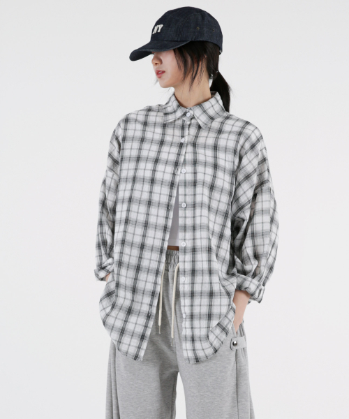 UMM（ウム）の「レディースオールデイオーバーサイズチェックロングシャツアイボリー（シャツ/ブラウス・レディース・アイボリー・F）」の9枚目の写真