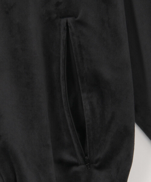 adidas(アディダス)の「adidas/アディダス FB TRACK TOP VELOUR(ブルゾン・メンズ・ネイビー/ブラック・MEDIUM/LARGE/X-LARGE)」の5枚目の写真