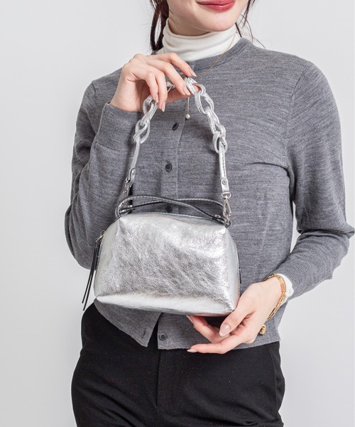 GIANNI CHIARINI(ジャンニ キアリーニ)の「【GIANNI CHIARINI/ジャンニキアリーニ】2WAY レザーハンドバッグ ショルダーバッグ アリファ S BS 8145 VNCMET(ショルダーバッグ・レディース・シルバー/ピンクゴールド・FREE)」の1枚目の写真