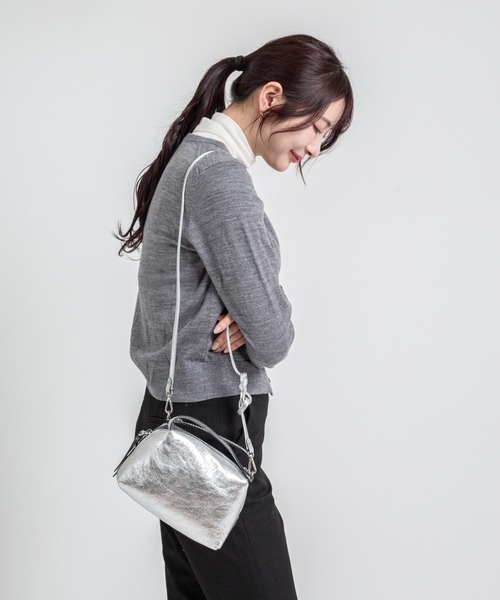 GIANNI CHIARINI(ジャンニ キアリーニ)の「【GIANNI CHIARINI/ジャンニキアリーニ】2WAY レザーハンドバッグ ショルダーバッグ アリファ S BS 8145 VNCMET(ショルダーバッグ・レディース・シルバー/ピンクゴールド・FREE)」の7枚目の写真