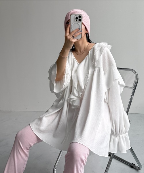 wee9s（ウィークス）の「WAFFRILL TOPS / ワッフリル,ワッフルフリルトップス（シャツ/ブラウス・レディース・ブラック/アイボリー/グレー/グレー系その他/ピンク・FREE）」の2枚目の写真