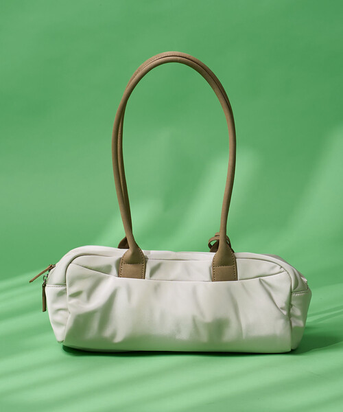 FREAK'S STORE（フリークスストア）の「OUTDOOR PRODUCTS × FREAK'S STORE/アウトドアプロダクツ 別注 ポーチ付き ワイド ボストンバッグ/チャーム付き（ボストンバッグ・レディース・ブラック/ナチュラル・ONE SIZE）」の17枚目の写真