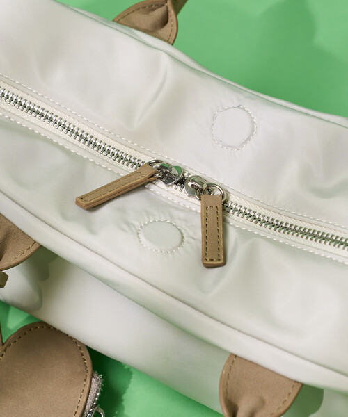 FREAK'S STORE（フリークスストア）の「OUTDOOR PRODUCTS × FREAK'S STORE/アウトドアプロダクツ 別注 ポーチ付き ワイド ボストンバッグ/チャーム付き（ボストンバッグ・レディース・ブラック/ナチュラル・ONE SIZE）」の18枚目の写真