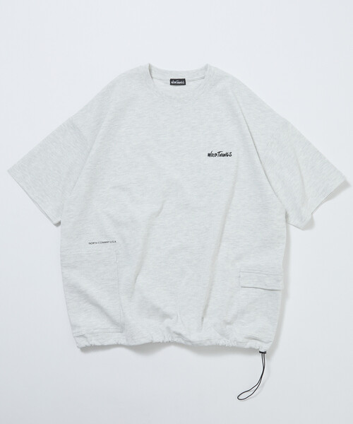 FREAK'S STORE(フリークスストア)の「限定展開 WILD THINGS×FREAK'S STORE ワイルドシングス 別注 ビッグシルエット サイドポケット クルーネック Tシャツ(Tシャツ/カットソー・メンズ・ホワイト/ブラック/アッシュグレー/グレイッシュベージュ/杢グレー・LARGE/MEDIUM/SMALL)」の17枚目の写真