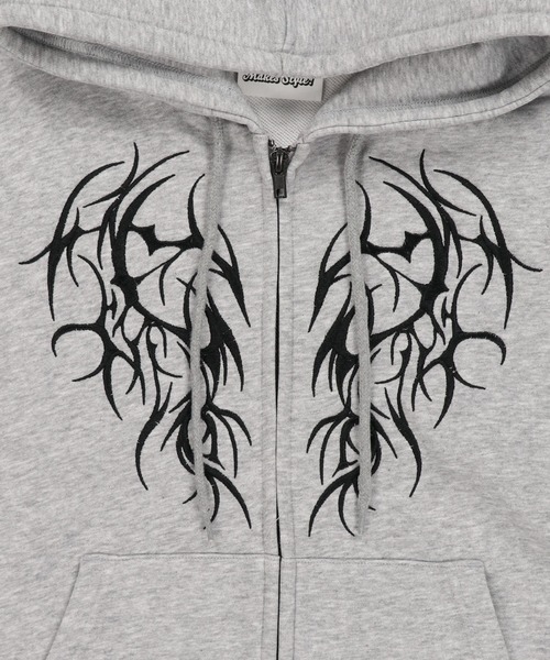 SPINNS（スピンズ）の「短丈ダブルジップパーカー/トライバル/刺繍/ショート丈（パーカー・メンズ・ピンク系その他/ウッドランド/ブラック系その他/杢グレー・ONESIZE）」の6枚目の写真