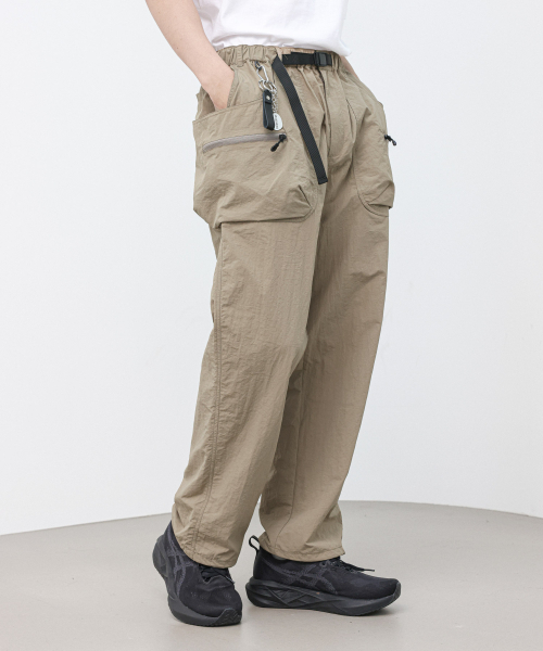 MODERMENT（モダーメント）の「[ナイロン] ベルト付きテックカーゴストリングパンツ [ベージュ]（スウェットパンツ・レディース・その他・MEDIUM/LARGE/X-LARGE）」の3枚目の写真