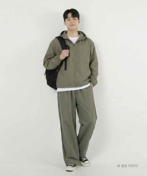 UMM(ウム)の「ツーピンタック配色ラインワイドトレーニングトラックパンツ3COLOR(スウェットパンツ・メンズ・ブラック/チャコール/カーキ・F)」の6枚目の写真
