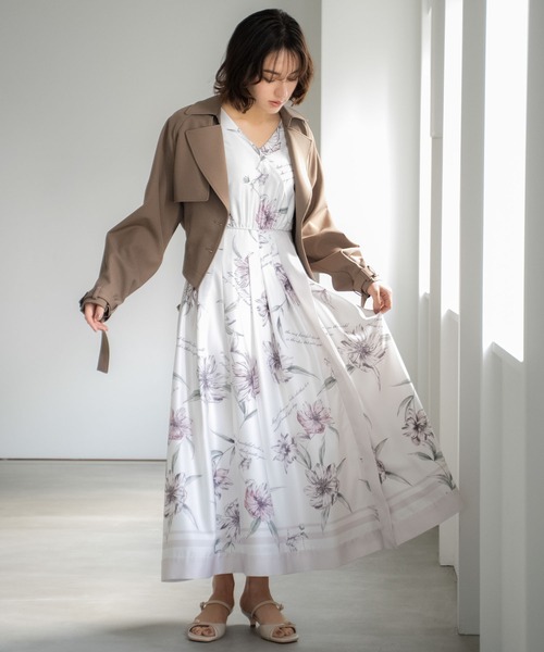 NOELA（ノエラ）の「【新色/SSサイズあり】スカーフプリントワンピース（ワンピース・レディース・カーキ/ピンク/ネイビー・M/S）」の3枚目の写真