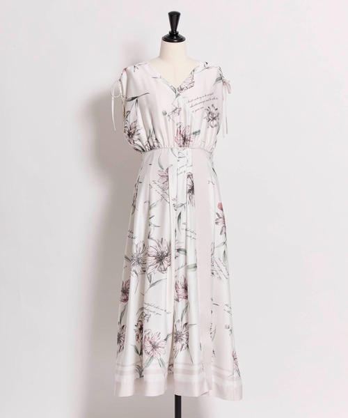 NOELA（ノエラ）の「【新色/SSサイズあり】スカーフプリントワンピース（ワンピース・レディース・カーキ/ピンク/ネイビー・M/S）」の18枚目の写真