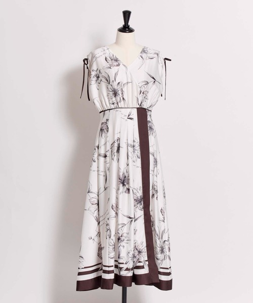 NOELA（ノエラ）の「【新色/SSサイズあり】スカーフプリントワンピース（ワンピース・レディース・カーキ/ピンク/ネイビー・M/S）」の6枚目の写真