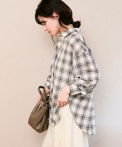 le.coeur blanc（ルクールブラン）の「シアーチェックオーバーシャツ（シャツ/ブラウス・レディース・ホワイト系その他/ブルー系その他4・38）」の11枚目の写真