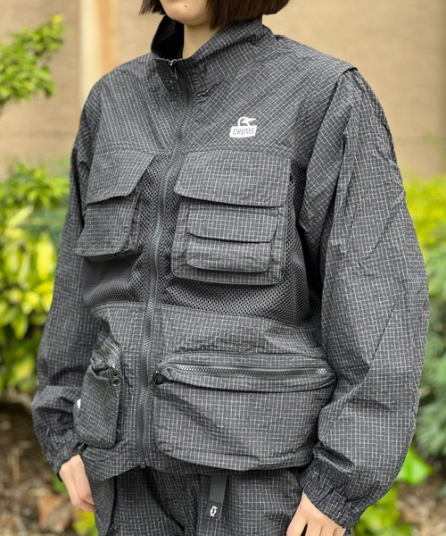CHUMS（チャムス）の「【CHUMS】Anti-Bug Convertible Jacket（ナイロンジャケット・メンズ・ブラック・LARGE/X-LARGE/MEDIUM）」の11枚目の写真