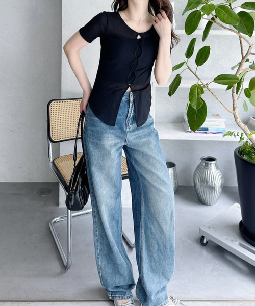 Ada.(エイダ)の「2WAY シアー 半袖 Tシャツ(Tシャツ/カットソー・レディース・ブラック/オフホワイト/グレー/レッド・FREE)」の13枚目の写真