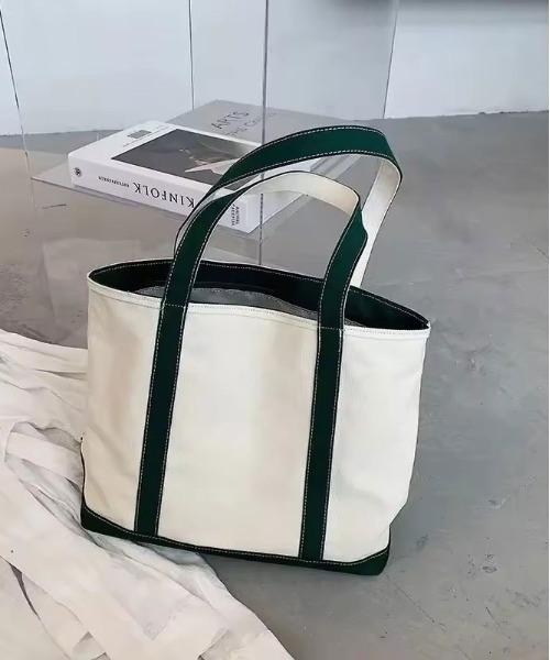 ammy.(エイミードット)の「【 ammy. / エイミードット 】 カラー パイピング キャンバス トートバッグ(トートバッグ・レディース・ブラウン/グリーン/レッド/ブラック・FREE)」の11枚目の写真