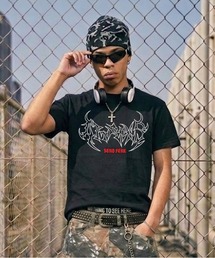 SPINNS | 短丈半袖トライバル刺繍ロゴTシャツ(Tシャツ/カットソー)