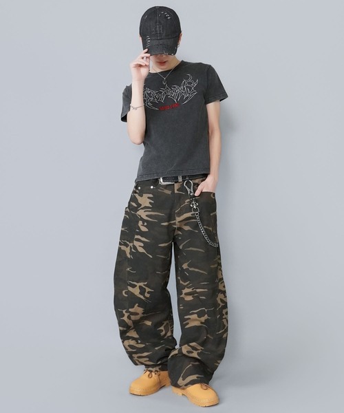 SPINNS（スピンズ）の「短丈半袖トライバル刺繍ロゴTシャツ（Tシャツ/カットソー・メンズ・ホワイト/ブラック/ブラック系その他/ウッドランド・ONESIZE）」の18枚目の写真