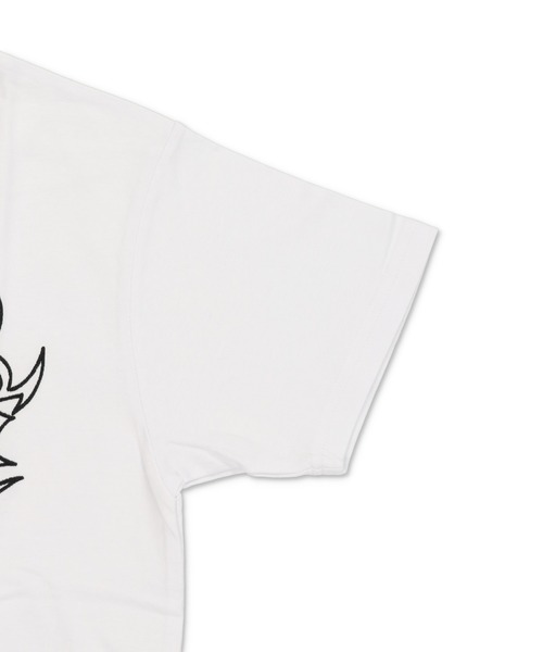 SPINNS（スピンズ）の「短丈半袖トライバル刺繍ロゴTシャツ（Tシャツ/カットソー・メンズ・ホワイト/ブラック/ブラック系その他/ウッドランド・ONESIZE）」の10枚目の写真