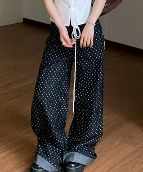 Vipoa(ヴィポア)の「ストリングドットワイドデニム(デニムパンツ・レディース・ブラック系その他・LARGE/MEDIUM)」の15枚目の写真