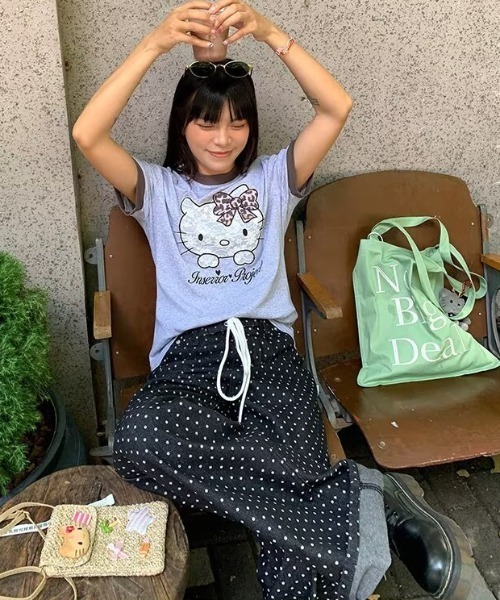 Vipoa(ヴィポア)の「ストリングドットワイドデニム(デニムパンツ・レディース・ブラック系その他・LARGE/MEDIUM)」の13枚目の写真