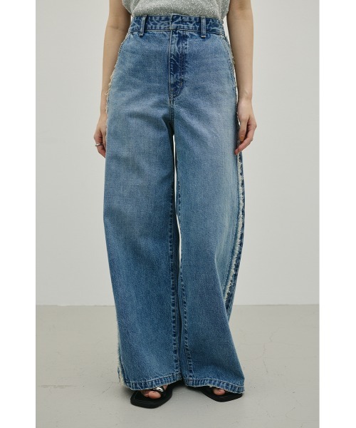 STYLEMIXER(スタイルミキサー)の「サイドフリンジワイドデニム(デニムパンツ・レディース・ブラック/ブルー・SMALL/MEDIUM/LARGE)」の13枚目の写真