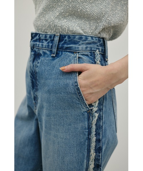 STYLEMIXER(スタイルミキサー)の「サイドフリンジワイドデニム(デニムパンツ・レディース・ブラック/ブルー・SMALL/MEDIUM/LARGE)」の8枚目の写真
