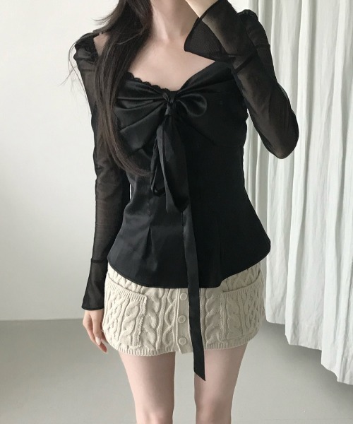 FAVORITO(ファヴォリート)の「リボンタイトップス(その他トップス・レディース・ブラック/ホワイト・F)」の2枚目の写真
