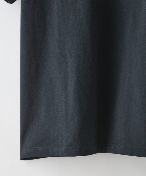 ragged mountain(ラギットマウンテン)の「【RAGGED MOUNTAIN/ラギットマウンテン】【背中で見せるバックプリント】BETHEL/べテル オーバーサイズT グラフィックTシャツ ルーズシルエット バックプリント アウトドア キャンプ(Tシャツ/カットソー・メンズ・ベージュ/カーキ/ホワイト/ブラック・MEDIUM/LARGE/X-LARGE)」の5枚目の写真